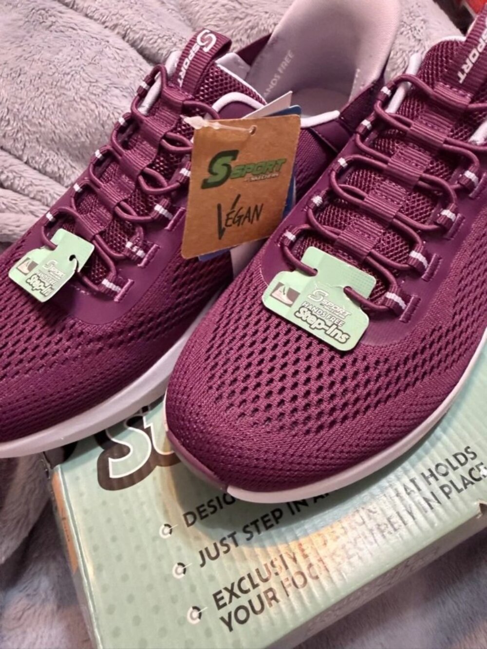 Sport Skechers NEW Prancie Red Hands Free Step-Ins Memory Foam Sneakers Size 8 - Picture 2 of 8